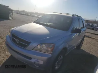 2005 Kia Sorento LX with VIN KNDJC733X55487373, listed as a Copart auction lot 42855055 with 154,080 mi miles and Clean Title. Bid and sale history available at carsss.com. Image 1.