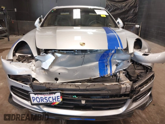 2014 Porsche Panamera 4S Executive with VIN WP0BB2A77EL062088, listed as a IAAI auction lot 41696130 with 105,177 mi miles and . Bid and sale history available at DreamBid. Image 13.