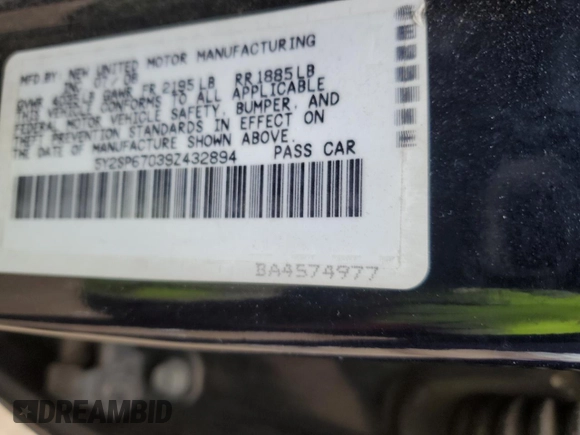 2009 Pontiac Vibe w/1SB with VIN 5Y2SP67039Z432894, listed as a Copart auction lot 37160004 with 0 mi miles and Clean Title. Bid and sale history available at carsss.com. Image 12.