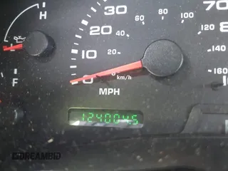 2005 Ford Excursion с VIN 1F1NU40S45EA15820, выставлен на аукционе IAAI как лот 42470100 с пробегом 124 004 миль миль и . История ставок и продаж доступна на DreamBid. Изображение 15.