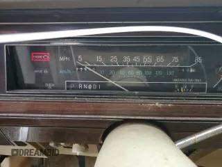 1986 Ford Crown Victoria z VIN 2FABP43F2GX172057, wystawiony jako Copart lot #71609094 z przebiegiem 63 900 mil mil oraz Tytuł czysty. Historia ofert i sprzedaży dostępna na DreamBid. Obrazek 9.