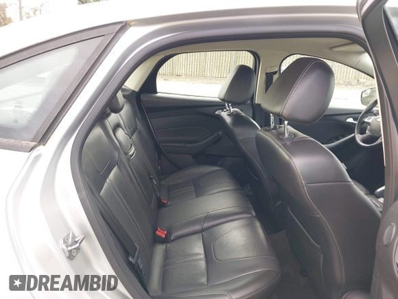 2013 Ford Focus SE with VIN 1FADP3F29DL103337, listed as a IAAI auction lot 41588416 with 116,720 mi miles. Bid and sale history available at carsss.com. Image 8.