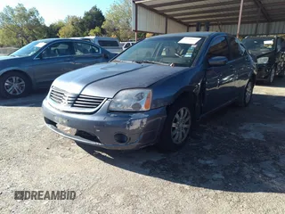 2008 Mitsubishi Galant ES with VIN 4A3AB56F78E019860, listed as a IAAI auction lot 35210435 with 233,256 mi miles. Bid and sale history available at carsss.com. Image 2.