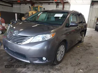 2017 Toyota Sienna with VIN 5TDDZ3DC5HS187614, listed as a IAAI auction lot 41934707 with 82,943 mi miles and . Bid and sale history available at DreamBid. Image 17.