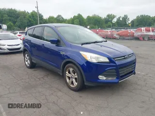 2015 Ford Escape SE z VIN 1FMCU0G72FUB35188, wystawiony jako IAAI lot #42466960 z przebiegiem 144 441 mil mil oraz . Historia ofert i sprzedaży dostępna na DreamBid. Obrazek 1.