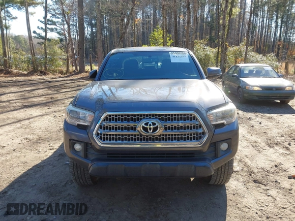 2016 Toyota Tacoma SR with VIN 5TFCZ5AN5GX045267, listed as a IAAI auction lot 41151555 with 162,882 mi miles. Bid and sale history available at carsss.com. Image 12.