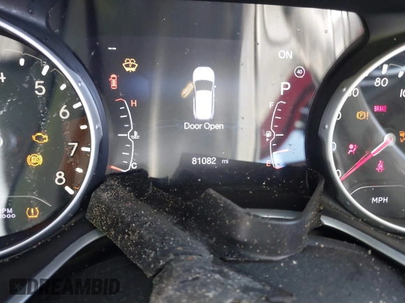 2018 Jeep Compass Altitude with VIN 3C4NJCBB0JT471301, listed as a IAAI auction lot 41859871 with 81,082 mi miles and . Bid and sale history available at DreamBid. Image 14.