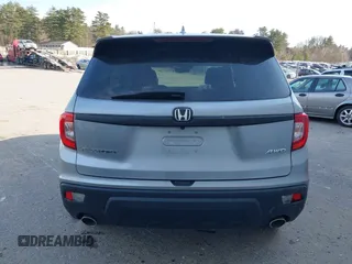 2020 Honda Passport EX-L z VIN 5FNYF8H55LB011307, wystawiony jako IAAI lot #40880877 z przebiegiem 32 509 mil mil oraz . Historia ofert i sprzedaży dostępna na DreamBid. Obrazek 16.