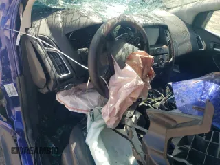 2015 Ford Focus Titanium с VIN 1FADP3N29FL365315, выставлен на аукционе Copart как лот 57807435 с пробегом Не указан миль и Списание • Salvage title. История ставок и продаж доступна на DreamBid. Изображение 8.