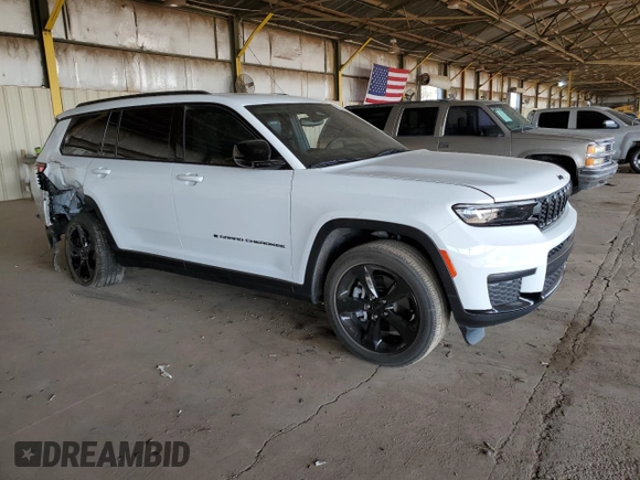 2023 Jeep Grand Cherokee Altitude with VIN 1C4RJJAGXP8856505, listed as a Copart auction lot 52243505 with 31,422 mi miles and Salvage title. Bid and sale history available at DreamBid. Image 4.