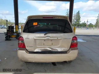 2007 Toyota Highlander w/3rd Row with VIN JTEEP21A070188206, listed as a IAAI auction lot 41999665 with 233,239 mi miles. Bid and sale history available at carsss.com. Image 16.