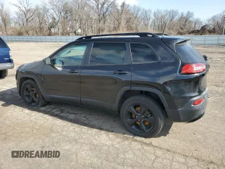 2016 Jeep Cherokee Altitude z VIN 1C4PJMCB2GW226239, wystawiony jako Copart lot #49148514 z przebiegiem 167 098 mil mil oraz Szkoda całkowita • Salvage title. Historia ofert i sprzedaży dostępna na DreamBid. Obrazek 2.