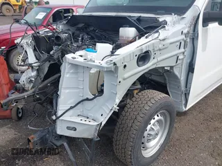 2021 Nissan NV Cargo SV z VIN 1N6BF0LY8MN809146, wystawiony jako IAAI lot #42005532 z przebiegiem 31 869 mil mil oraz . Historia ofert i sprzedaży dostępna na DreamBid. Obrazek 6.