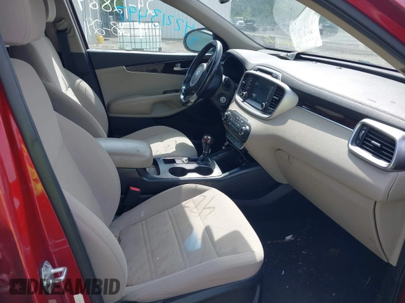 2018 Kia Sorento LX z VIN 5XYPGDA38JG421230, wystawiony jako IAAI lot #42213497 z przebiegiem 146 000 mil mil oraz . Historia ofert i sprzedaży dostępna na DreamBid. Obrazek 5.