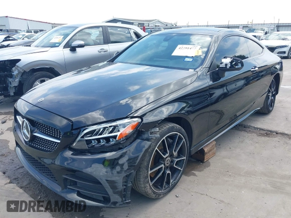 2019 Mercedes-Benz C 300 с VIN WDDWJ8DBXKF827124, выставлен на аукционе IAAI как лот 42391477 с пробегом 72 546 миль миль и . История ставок и продаж доступна на DreamBid. Изображение 2.