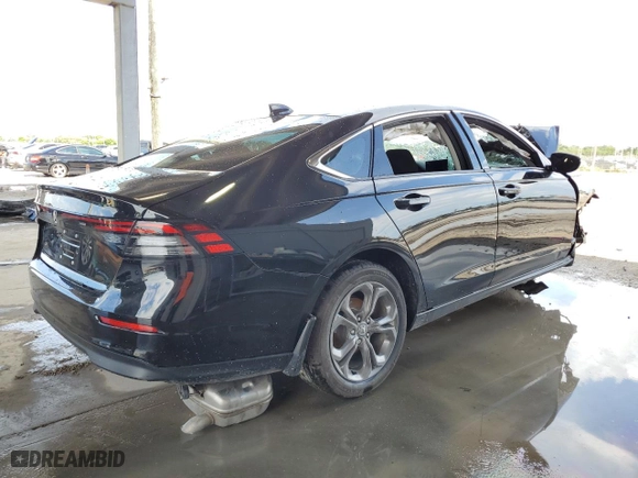 2024 Honda Accord Sedan EX with VIN 1HGCY1F32RA045527, listed as a Copart auction lot 68350134 with 0 mi miles and Non Repairable. Bid and sale history available at carsss.com. Image 3.