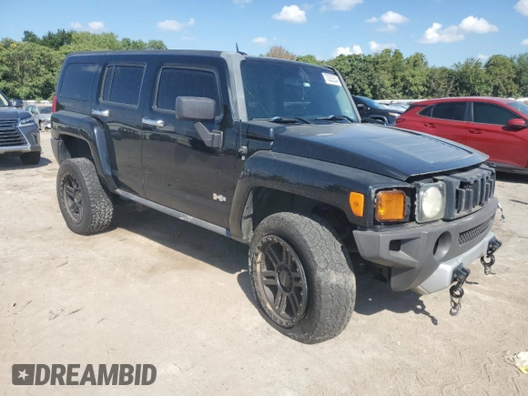 2008 Hummer H3 SUV with VIN 5GTEN13E688135915, listed as a Copart auction lot 70292354 with 221,773 mi miles and Salvage Title. Bid and sale history available at carsss.com. Image 4.