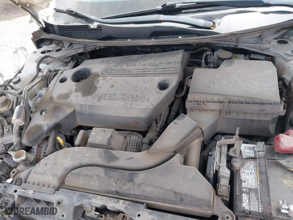 2018 Nissan Altima 2.5 SR with VIN 1N4AL3AP1JC283393, listed as a IAAI auction lot 41701104 with 142,917 mi miles. Bid and sale history available at carsss.com. Image 10.