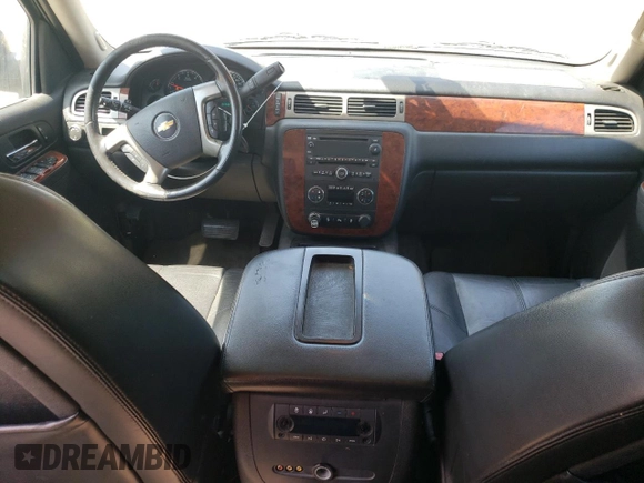 2012 Chevrolet Suburban LT с VIN 1GNSCJE09CR308029, выставлен на аукционе Copart как лот 61417255 с пробегом 260 774 миль миль и Чистый • Clean title. История ставок и продаж доступна на DreamBid. Изображение 8.