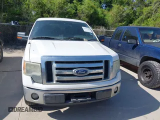 2011 Ford F-150 XL z VIN 1FTFW1CF3BKD57601, wystawiony jako IAAI lot #41993780 z przebiegiem 273 913 mil mil oraz . Historia ofert i sprzedaży dostępna na DreamBid. Obrazek 12.