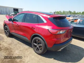 2020 Ford Escape SE с VIN 1FMCU9G68LUB28964, выставлен на аукционе IAAI как лот 42452734 с пробегом 138 557 миль миль и . История ставок и продаж доступна на DreamBid. Изображение 3.