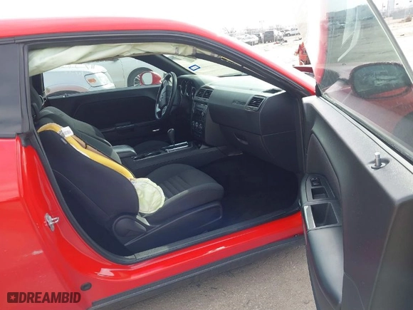 2014 Dodge Challenger SXT with VIN 2C3CDYAG5EH195242, listed as a IAAI auction lot 41569042 with 1 mi miles. Bid and sale history available at carsss.com. Image 5.