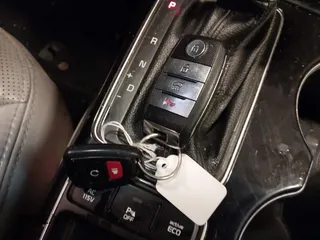 2015 Kia Sorento SX с VIN 5XYKW4A73FG580048, выставлен на аукционе IAAI как лот 42211138 с пробегом 95 875 миль миль и . История ставок и продаж доступна на DreamBid. Изображение 11.