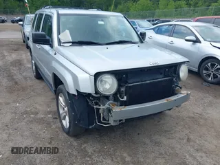 2012 Jeep Patriot Limited с VIN 1C4NJRCB5CD563319, выставлен на аукционе IAAI как лот 42374220 с пробегом 140 649 миль миль и . История ставок и продаж доступна на DreamBid. Изображение 12.