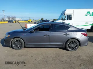 2020 Acura ILX w/Premium/A-SPEC Pkg with VIN 19UDE2F8XLA007016, listed as a IAAI auction lot 41598129 with 44,979 mi miles. Bid and sale history available at carsss.com. Image 13.