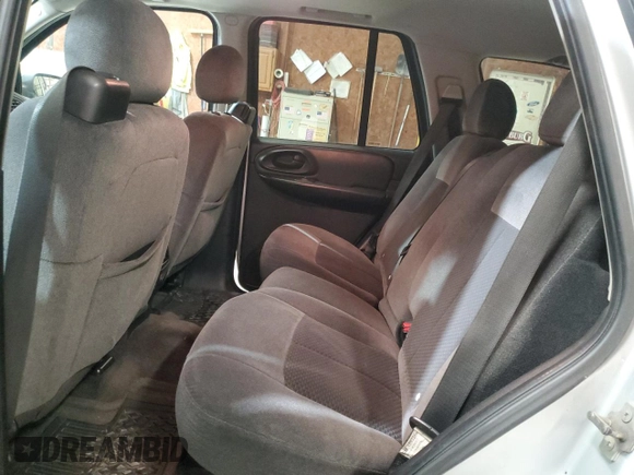 2008 Chevrolet TrailBlazer 1LT with VIN 1GNDT13S582154934, listed as a Copart auction lot 52850345 with 249,534 mi miles and Salvage Title. Bid and sale history available at DreamBid. Image 11.