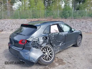 2018 Porsche Macan S with VIN WP1AB2A54JLB30852, listed as a IAAI auction lot 42215480 with 127,121 mi miles and . Bid and sale history available at DreamBid. Image 6.