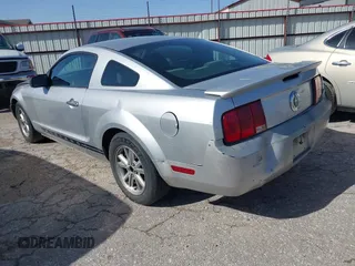 2009 Ford Mustang with VIN 1ZVHT80N695109225, listed as a IAAI auction lot 41692408 with 241,122 mi miles and . Bid and sale history available at carsss.com. Image 3.
