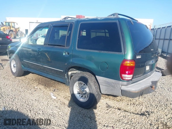 2000 Ford Explorer XLS z VIN 1FMZU62X3YUB73486, wystawiony jako IAAI lot #42542833 z przebiegiem 241 572 mil mil oraz . Historia ofert i sprzedaży dostępna na DreamBid. Obrazek 3.