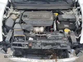 2016 Jeep Cherokee Limited z VIN 1C4PJMDB5GW211264, wystawiony jako Copart lot #53135105 z przebiegiem 142 991 mil mil oraz Szkoda całkowita • Salvage title. Historia ofert i sprzedaży dostępna na DreamBid. Obrazek 12.