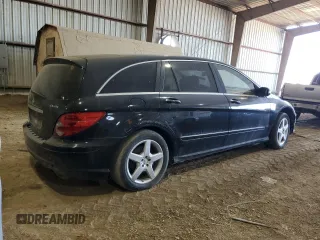 2008 Mercedes-Benz R 3.5L z VIN 4JGCB65E38A071600, wystawiony jako Copart lot #73197054 z przebiegiem 149 235 mil mil oraz Nie do naprawy • Non repairable. Historia ofert i sprzedaży dostępna na DreamBid. Obrazek 3.