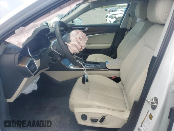 2024 Audi A6 Premium z VIN WAUD3BF27RN037993, wystawiony jako Copart lot #53230365 z przebiegiem 5 275 mil mil oraz Szkoda całkowita • Salvage title. Historia ofert i sprzedaży dostępna na DreamBid. Obrazek 7.
