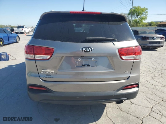 2017 Kia Sorento LX V6 with VIN 5XYPGDA55HG233843, listed as a Copart auction lot 53519275 with 183,277 mi miles and Clean Title. Bid and sale history available at carsss.com. Image 6.