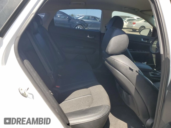 2018 Kia Optima S with VIN 5XXGT4L31JG229693, listed as a Copart auction lot 60841225 with 63,739 mi miles and Salvage title. Bid and sale history available at DreamBid. Image 10.