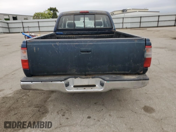 1995 Toyota T100 DX with VIN JT4VD12E5S0013290, listed as a Copart auction lot 53191435 with 379,351 mi miles and Clean Title. Bid and sale history available at carsss.com. Image 6.