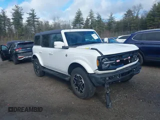 2022 Ford Bronco with VIN 1FMDE5BH0NLB71206, listed as a IAAI auction lot 41204046 with 16,757 mi miles. Bid and sale history available at carsss.com. Image 1.