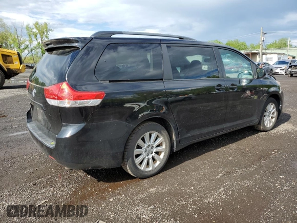 2014 Toyota Sienna Limited z VIN 5TDDK3DC5ES086024, wystawiony jako Copart lot #56299555 z przebiegiem 136 876 mil mil oraz Szkoda całkowita • Salvage title. Historia ofert i sprzedaży dostępna na DreamBid. Obrazek 3.