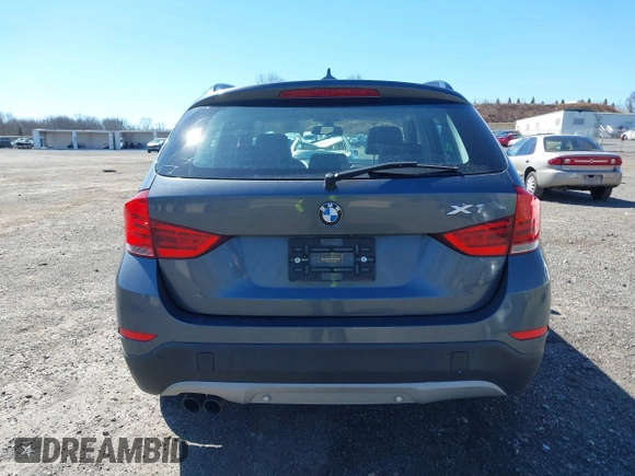2015 BMW X1 xDrive28i with VIN WBAVL1C59FVY25442, listed as a IAAI auction lot 41854794 with 98,432 mi miles. Bid and sale history available at carsss.com. Image 16.