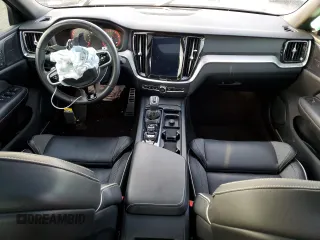 2019 Volvo S60 R-Design with VIN 7JR102FM8KG003945, listed as a Copart auction lot 81183193 with 42,874 mi miles. Bid and sale history available at carsss.com. Image 8.