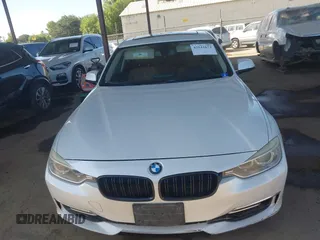 2013 BMW 3 Series 328i с VIN WBA3A5C54DF603211, выставлен на аукционе IAAI как лот 42541672 с пробегом 165 350 миль миль и . История ставок и продаж доступна на DreamBid. Изображение 12.