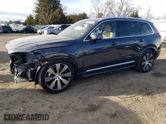 2025 Volvo XC90 Ultimate Bright Theme with VIN YV4062PF8S1309651, listed as a Copart auction lot 46637415 with 728 mi miles and Salvage Title. Bid and sale history available at carsss.com. Image 1.