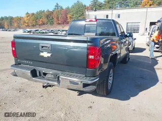 2017 Chevrolet Silverado 1500 LT with VIN 1GCVKREC8HZ203054, listed as a IAAI auction lot 40660421 with 93,790 mi miles. Bid and sale history available at carsss.com. Image 4.