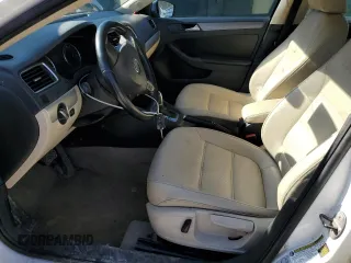 2013 Volkswagen Jetta SE с VIN 3VWDP7AJ9DM286833, выставлен на аукционе Copart как лот 48460615 с пробегом 132 035 миль миль и Списание • Salvage title. История ставок и продаж доступна на DreamBid. Изображение 7.