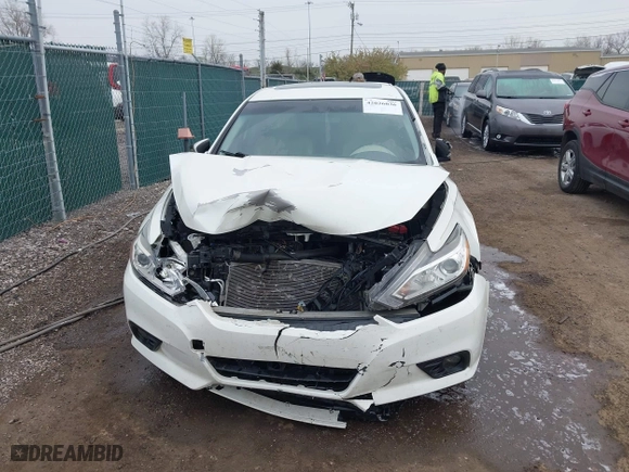 2016 Nissan Altima 2.5 SL with VIN 1N4AL3AP5GC137636, listed as a IAAI auction lot 42026036 with 149,231 mi miles. Bid and sale history available at carsss.com. Image 12.