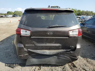 2016 Kia Sedona LX with VIN KNDMB5C15G6172514, listed as a Copart auction lot 72267704 with 81,284 mi miles and Salvage Title. Bid and sale history available at carsss.com. Image 6.