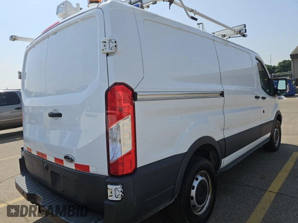 2016 Ford Transit z VIN 1FTYR1YM3GKB55503, wystawiony jako IAAI lot #42530097 z przebiegiem 93 693 mil mil oraz . Historia ofert i sprzedaży dostępna na DreamBid. Obrazek 17.